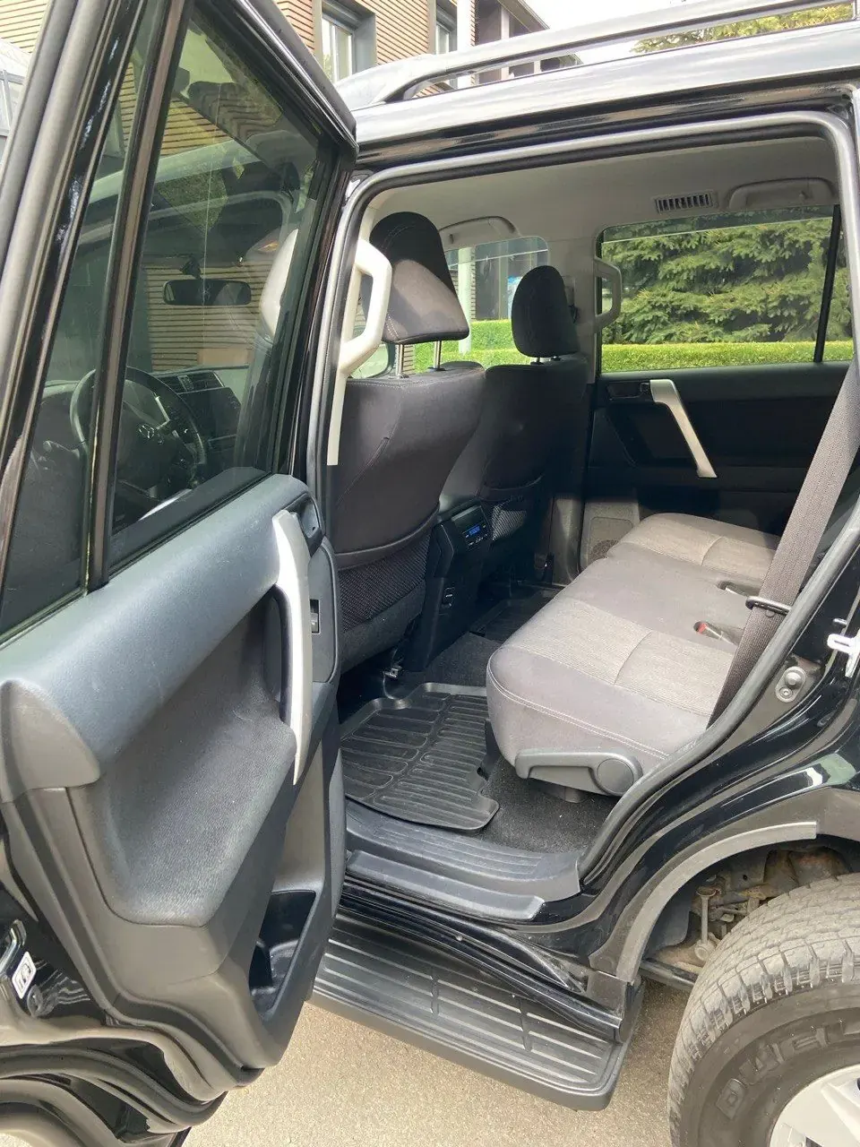 Land Cruiser Prado 150